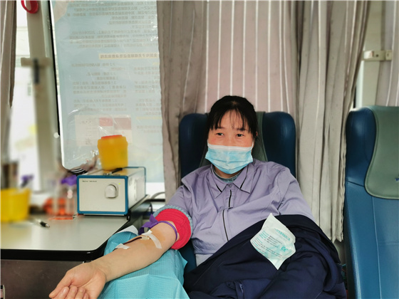 人民警察一心為民，捋袖捐血鐵血柔情——安康市公安局積極開展冬季獻(xiàn)血活動(dòng)