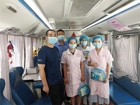 戰(zhàn)高溫 斗酷暑 守崗位 保供應(yīng) ——安康市中心血站開展夏季慰問活動(dòng)