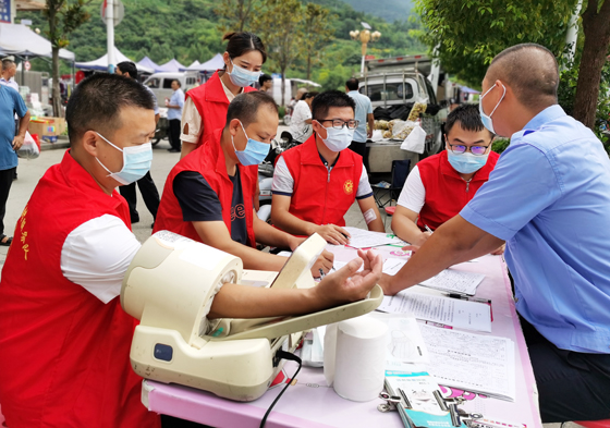 健康向上 熱心公益——旬陽縣甘溪鎮(zhèn)積極組織無償獻血活動